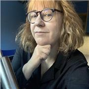 Profesora para apoyo de niños de primaria